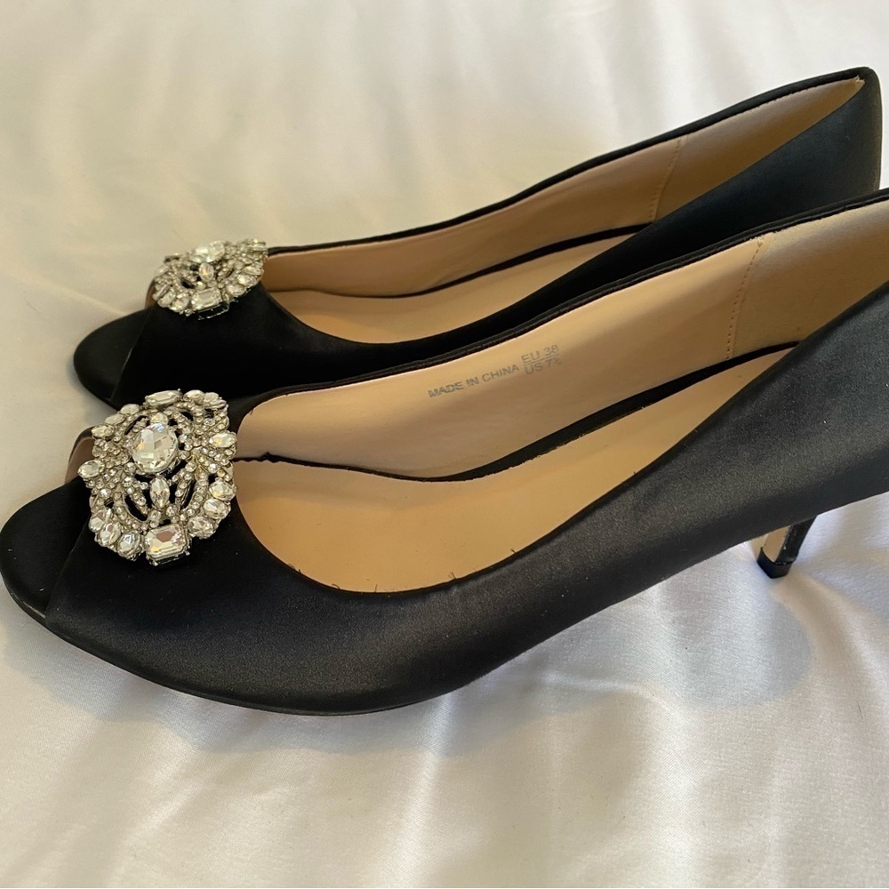 Paradox London Pink Prunella Crystal Embellished Peep Toe Heels. Size 7.5 M - Picture 8 of 8